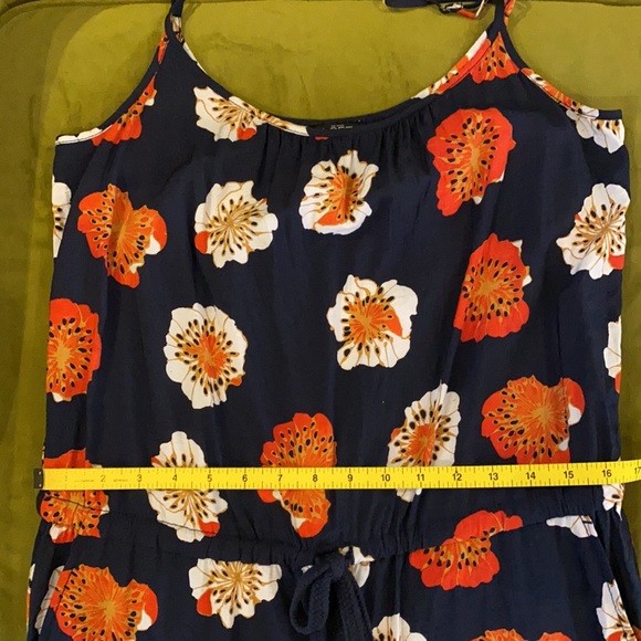 LOFT Floral Jumpsuit size M - Picture 10 of 12